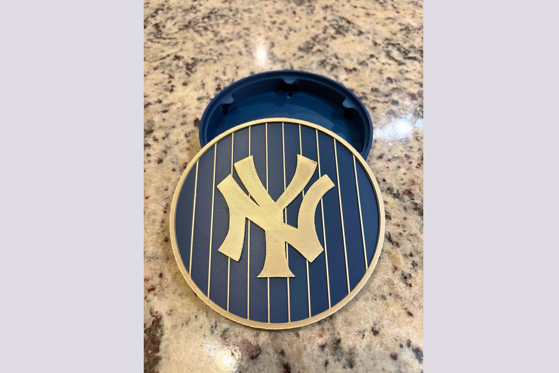 NY Yankees 3D Decorative Box. Blue and Iridium Gold Colored. Tiki-Taka3D