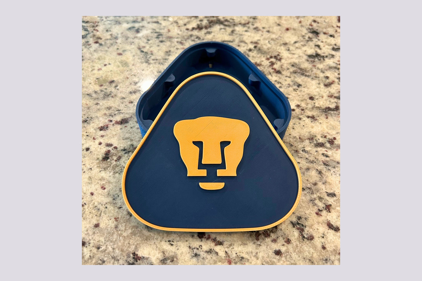 Pumas UNAM 3D Decorative Box | Universitario Soccer Shield | Customizable NFC | Handmade Mexican Fan Art| Mancave Sign Tiki-Taka3D