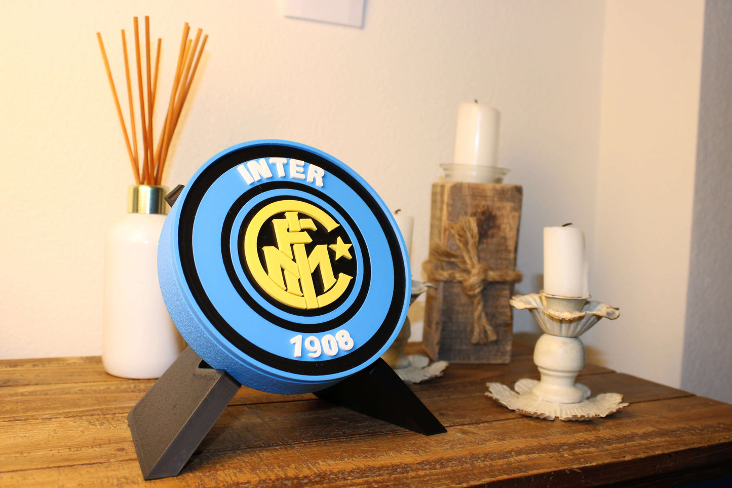 Retro Inter Milan 3D printed emblem in vibrant colors, perfect custom decor for passionate Nerazzurri fans.